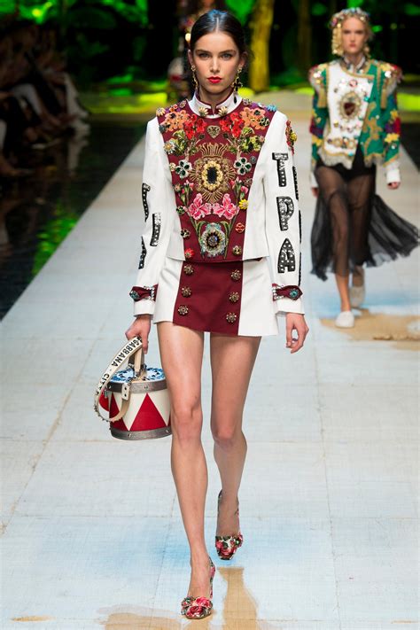 dolce gabbana womens fashion show|dolce and gabbana female models.